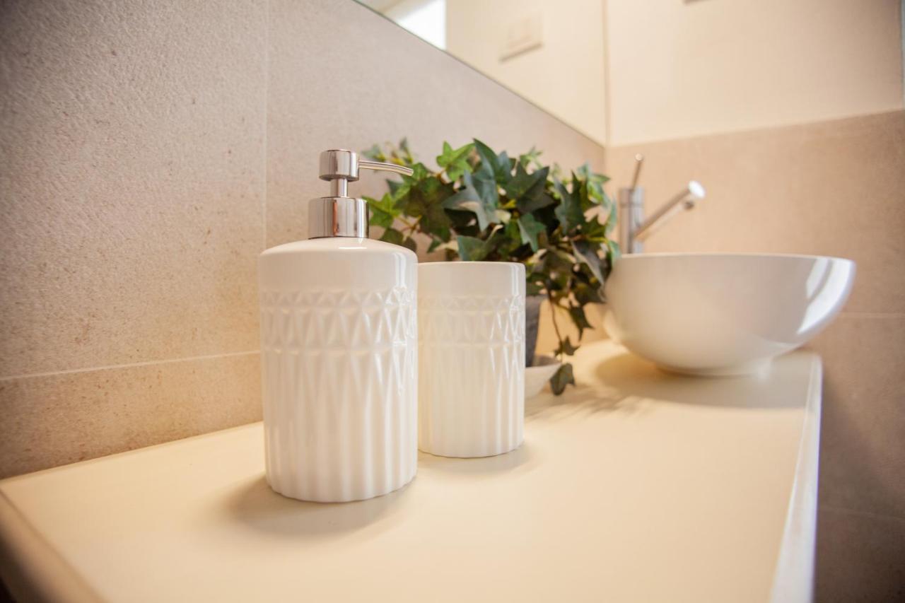 Bnbutler - Alfieri, 15 - Vecchie Atmosfere Appartement Milaan Buitenkant foto
